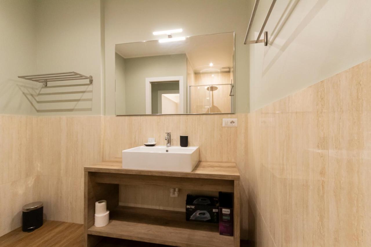 Via Torino Apartment 2 Mediolan Zewnętrze zdjęcie